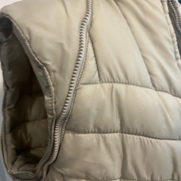 The condition of this vintage coat is IMPRESSIVE! M. - Picture 7 of 13